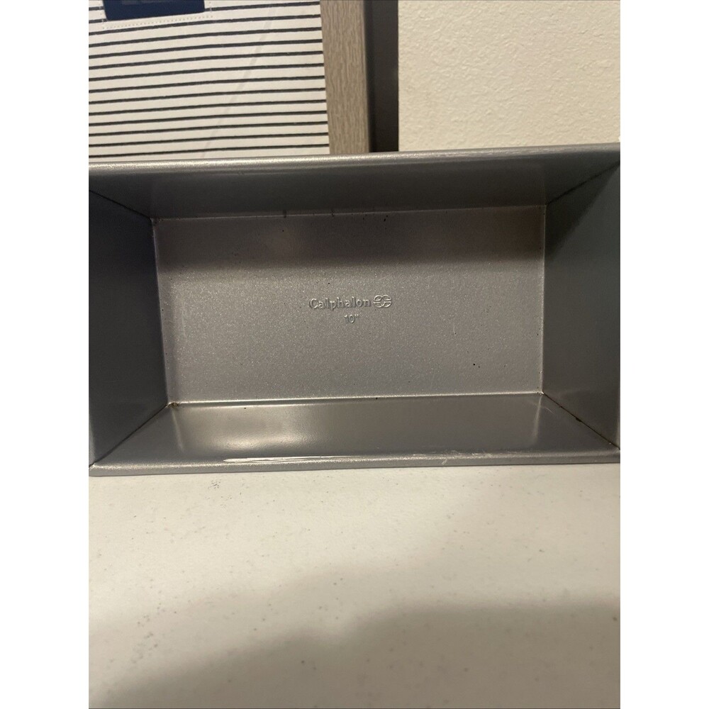 Calphalon 10” Gray Non-Stick Loaf Bread Baking Pan